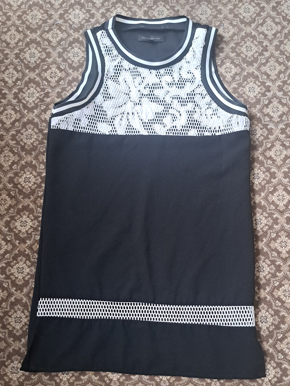 Dance & Marvel Black and White Lace-Panel Tank